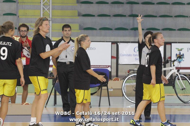 110922 basket 169_tn.jpg